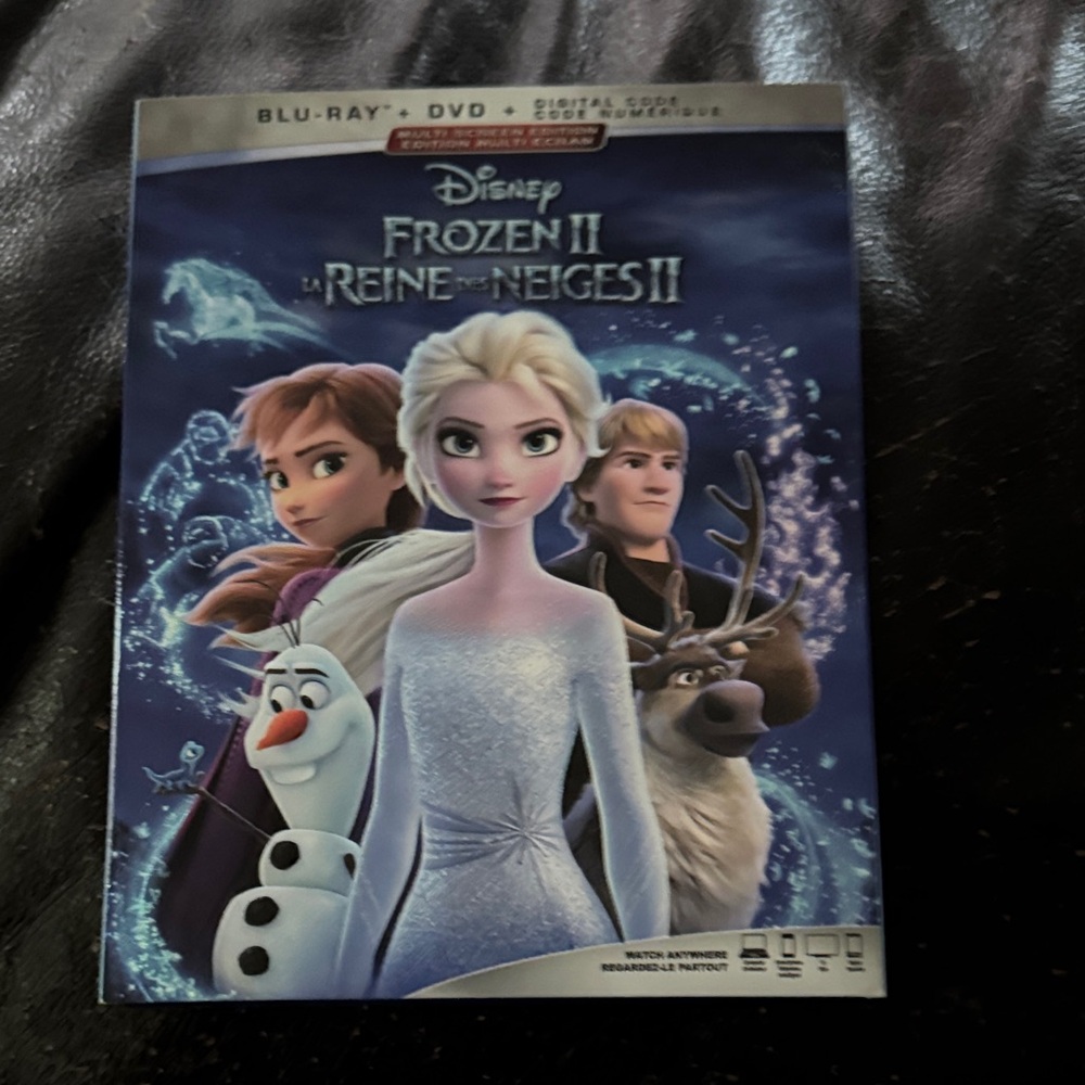 Disney Frozen II Blu-ray DVD Set with Elsa and Anna